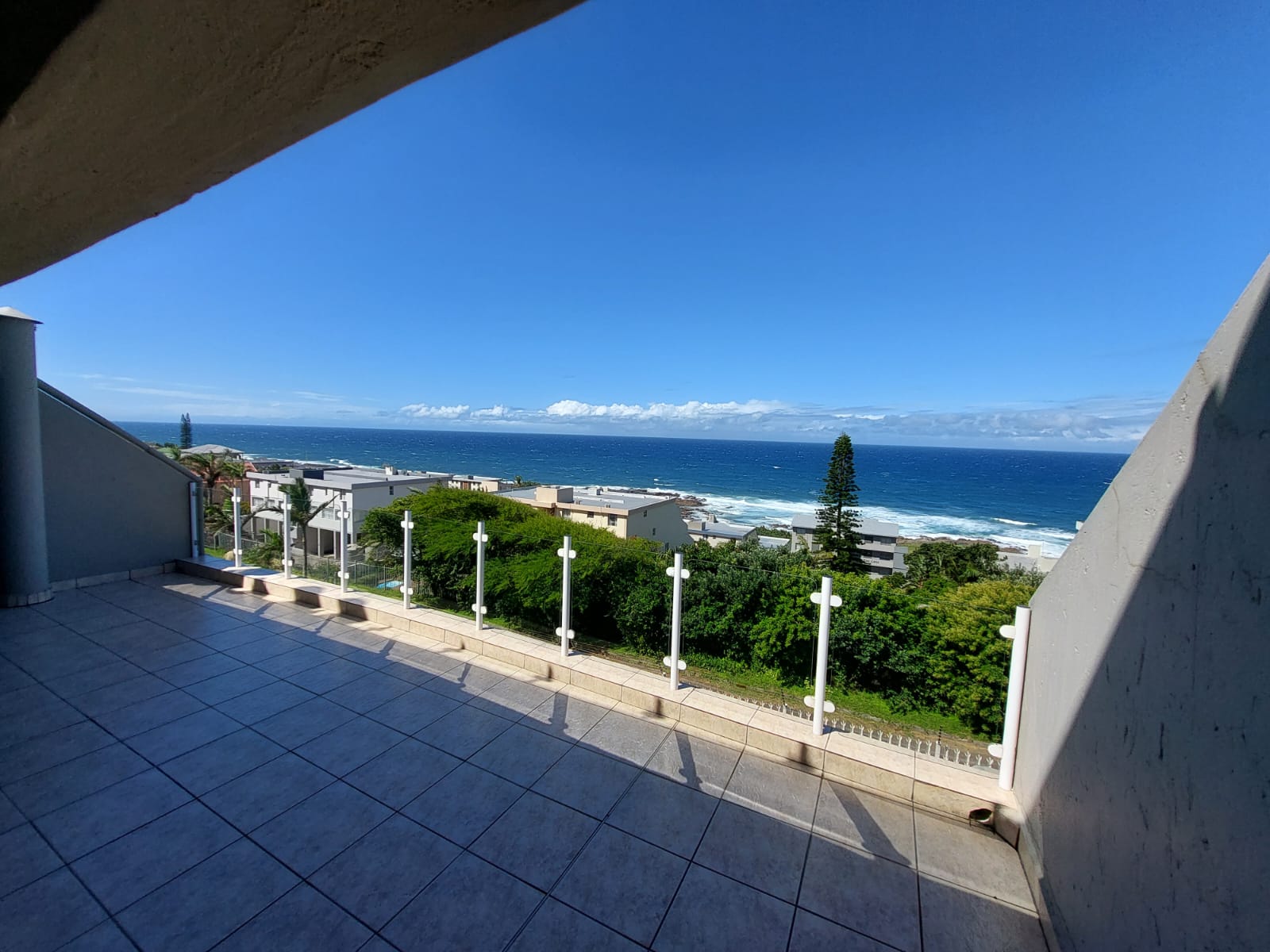 2dcbed54-1dc2-4d0e-b713-66d02a184052 Spacious 3 Bedroom, 2 Bathroom, open plan Manaba Sea View For Sale
