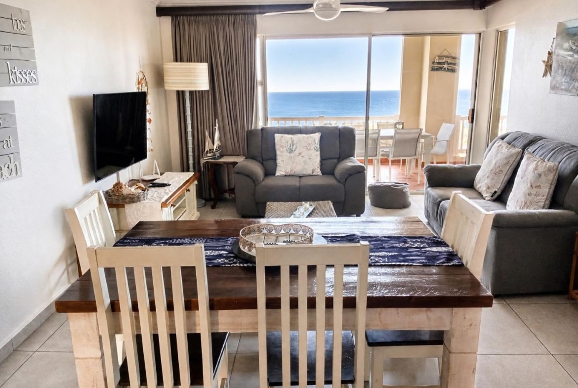 Laguna, Uvongo | R1,850,000 | 120 m² | 3 Bedrooms | Top Floor | Fully Furnished