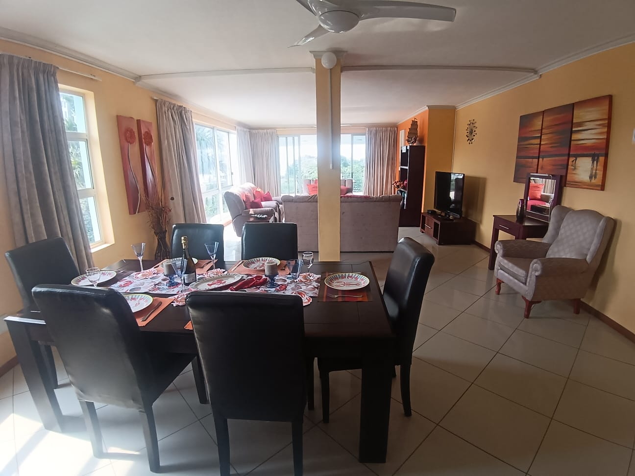 3 Bedroom, 2 Bathroom, Open Plan, Margate Sea view for Sale