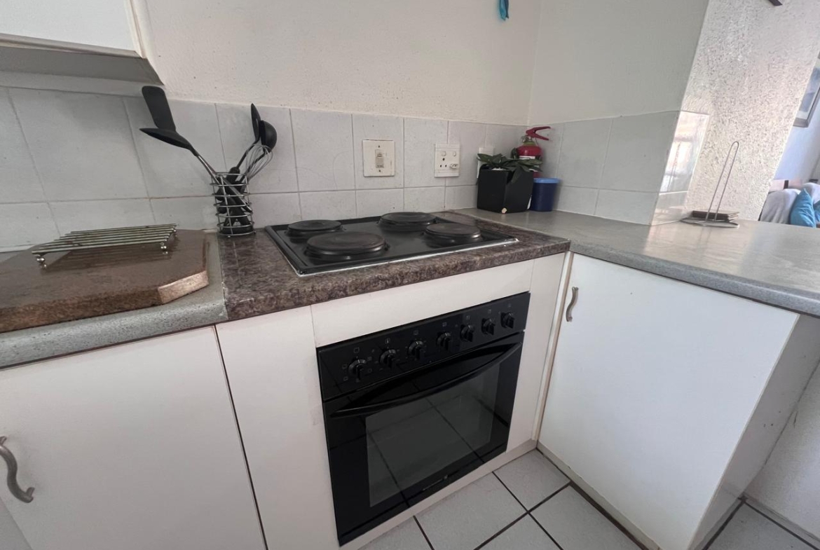 2 Bedroom Apartment For Rent in the Heart of Margate