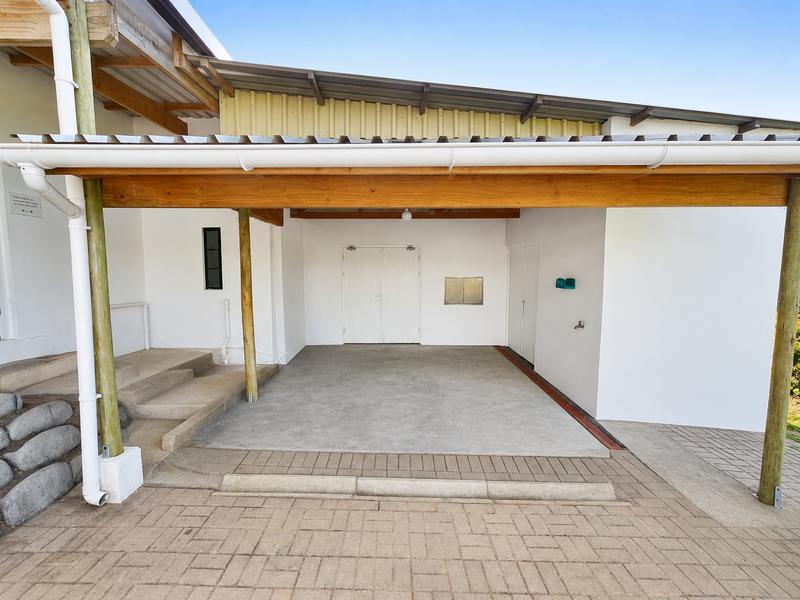 Farm for Sale in Izotsha