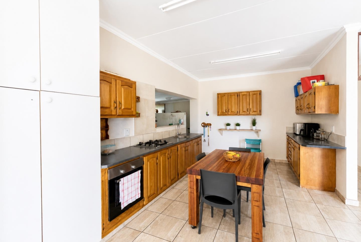 Farm for Sale in Izotsha