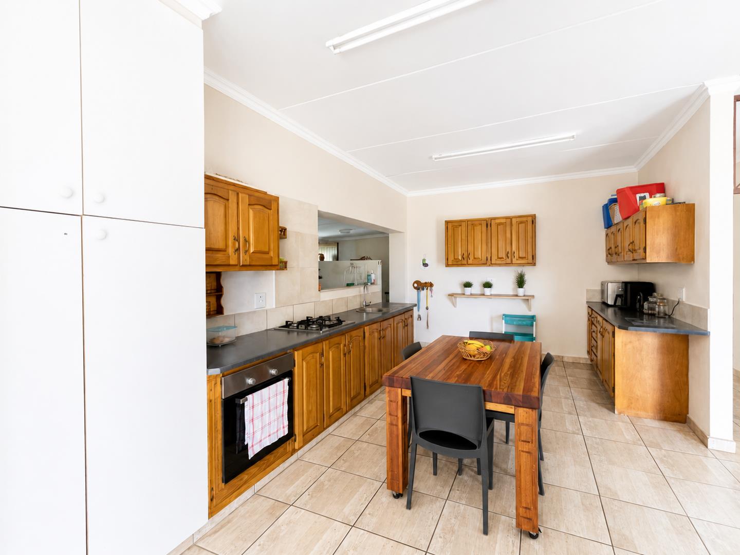 381021574 Farm for Sale in Izotsha