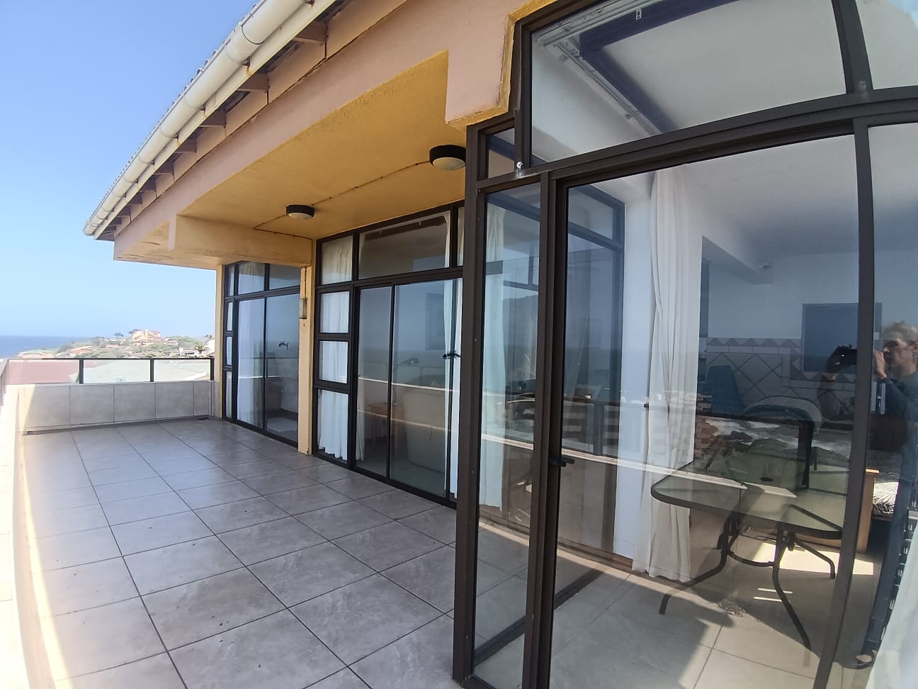 408c9b22-f3d8-4f9b-903d-ab9c4db93846 3 Bedroom, 2 Bathroom, open plan, Margate sea view for Sale