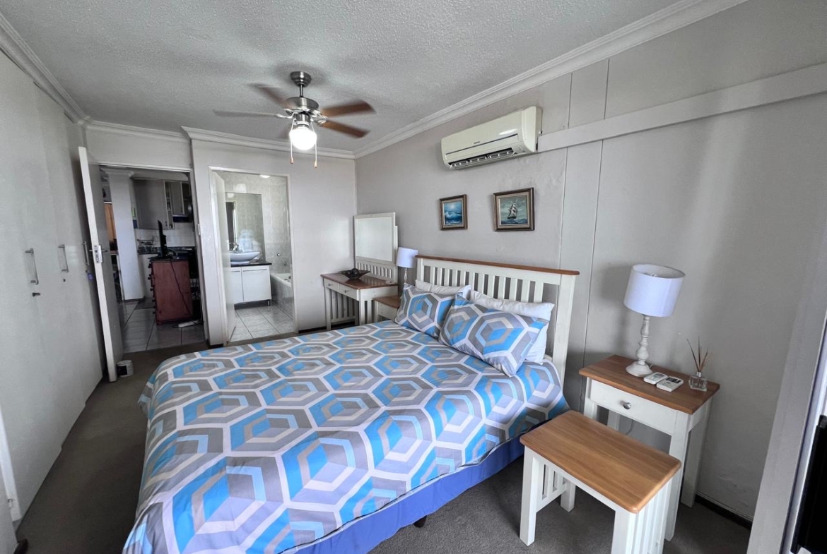 Fully Furnished Pet Friendly 3 Bedroom Apartment with Spectacular Sea Views