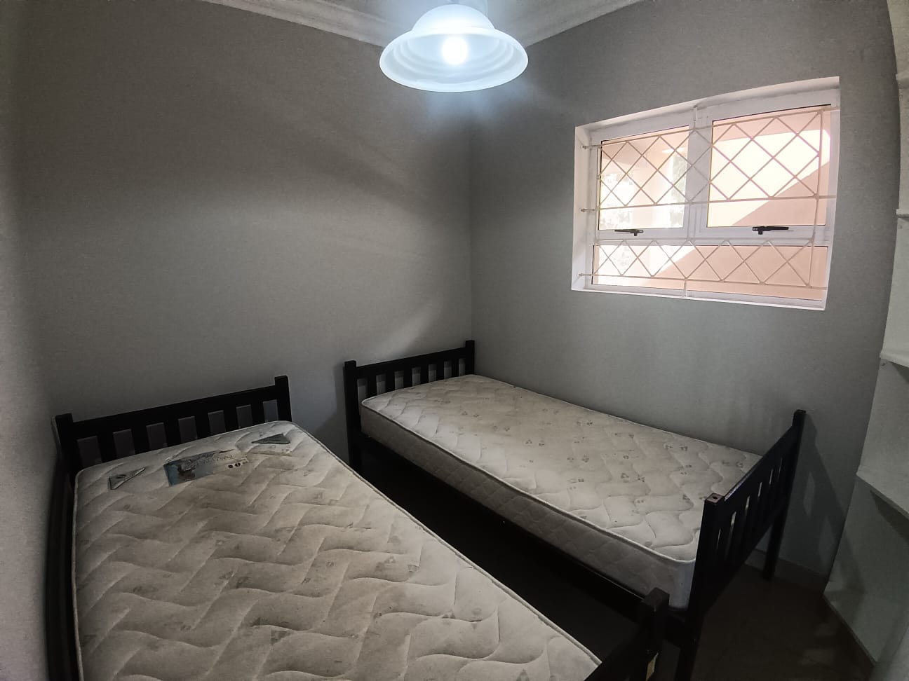 2 Bedroom, 1 Bathroom, open plan, Margate Sea view for Sale