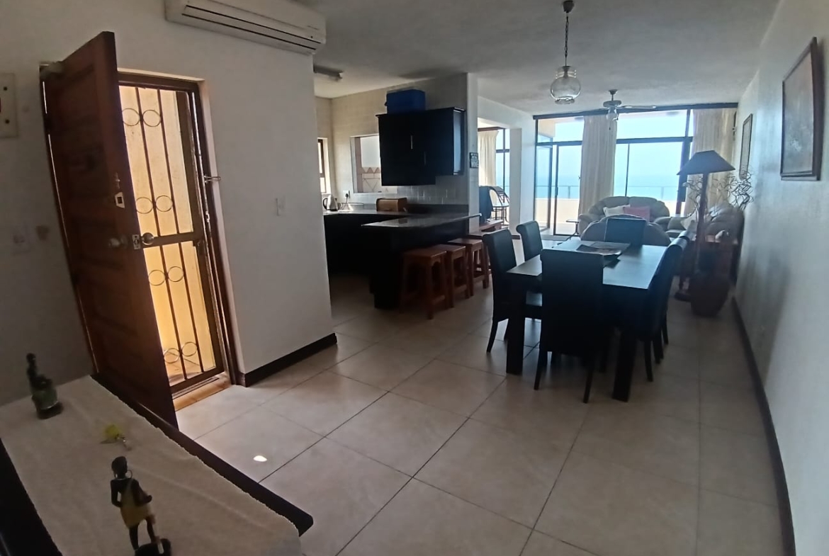 3 Bedroom, 2 Bathroom, open plan, Margate sea view for Sale