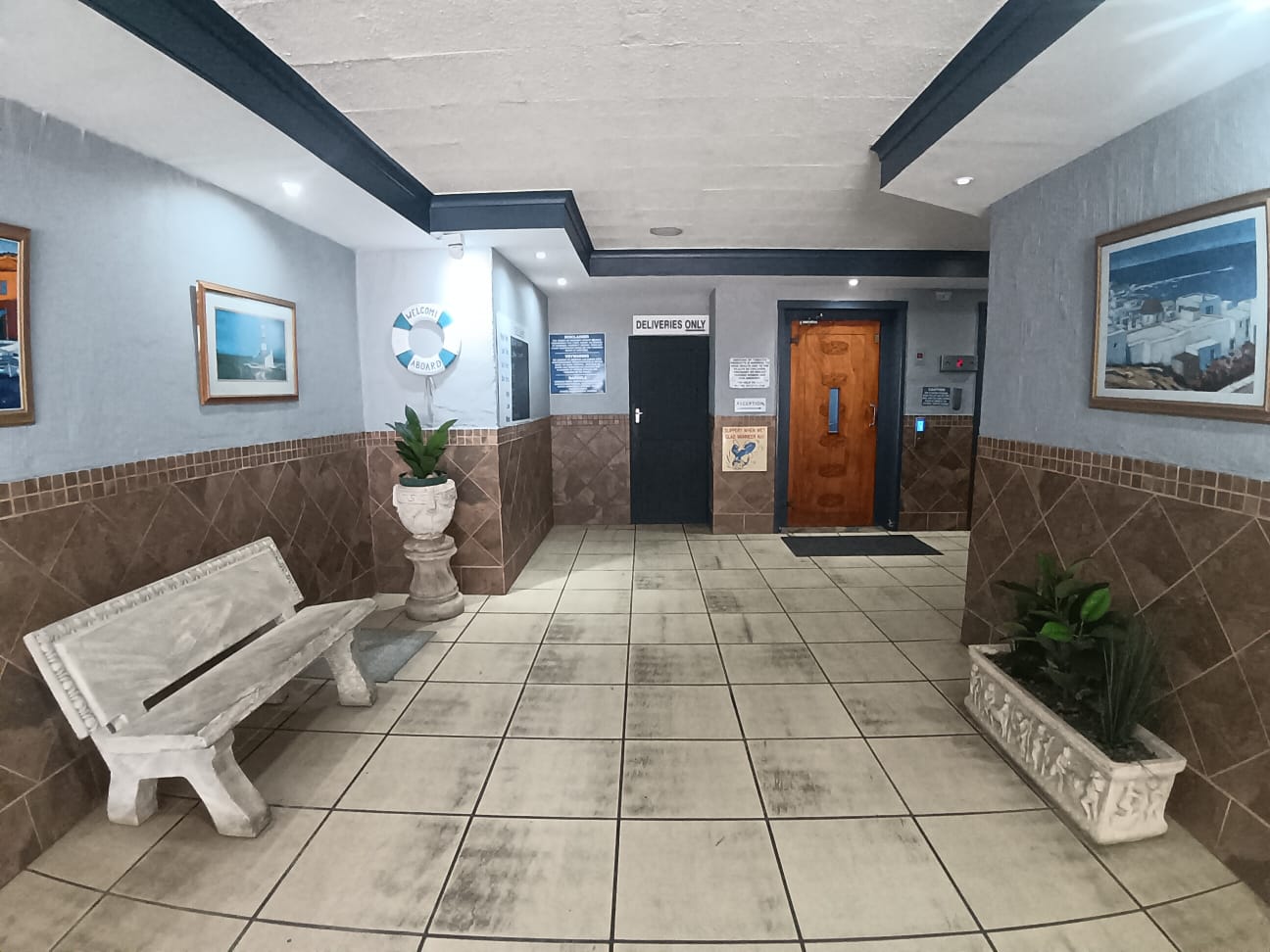 2 Bedroom, 2 Bathroom, open plan, Margate sea view for Sale