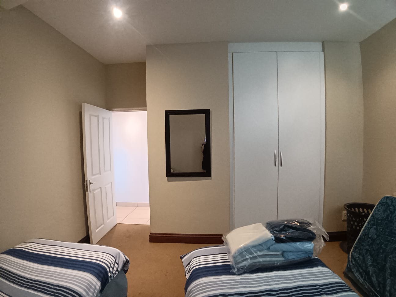 5d8c6411-e824-4acc-8c3c-1cb8488777e7 3 Bedroom, 2 Bathroom, Open Plan, Margate Sea view for Sale