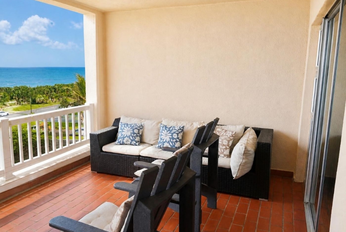 Laguna, Uvongo | R1,850,000 | 120 m² | 3 Bedrooms | Top Floor | Fully Furnished