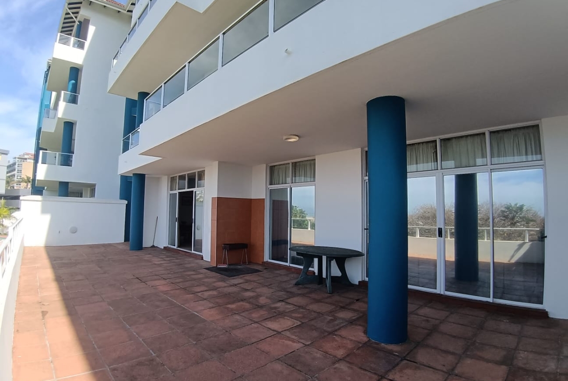 3 Bedroom, 2 Bathroom, Open Plan, Margate Sea view for Sale