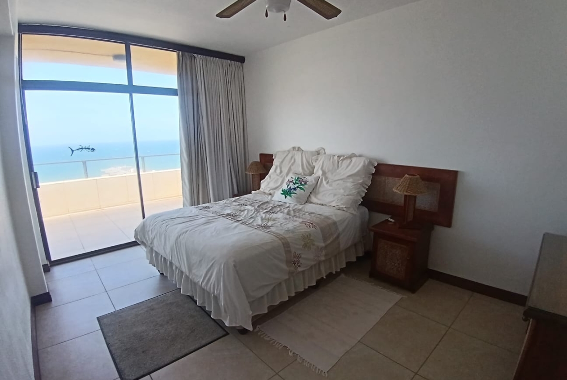 3 Bedroom, 2 Bathroom, open plan, Margate sea view for Sale