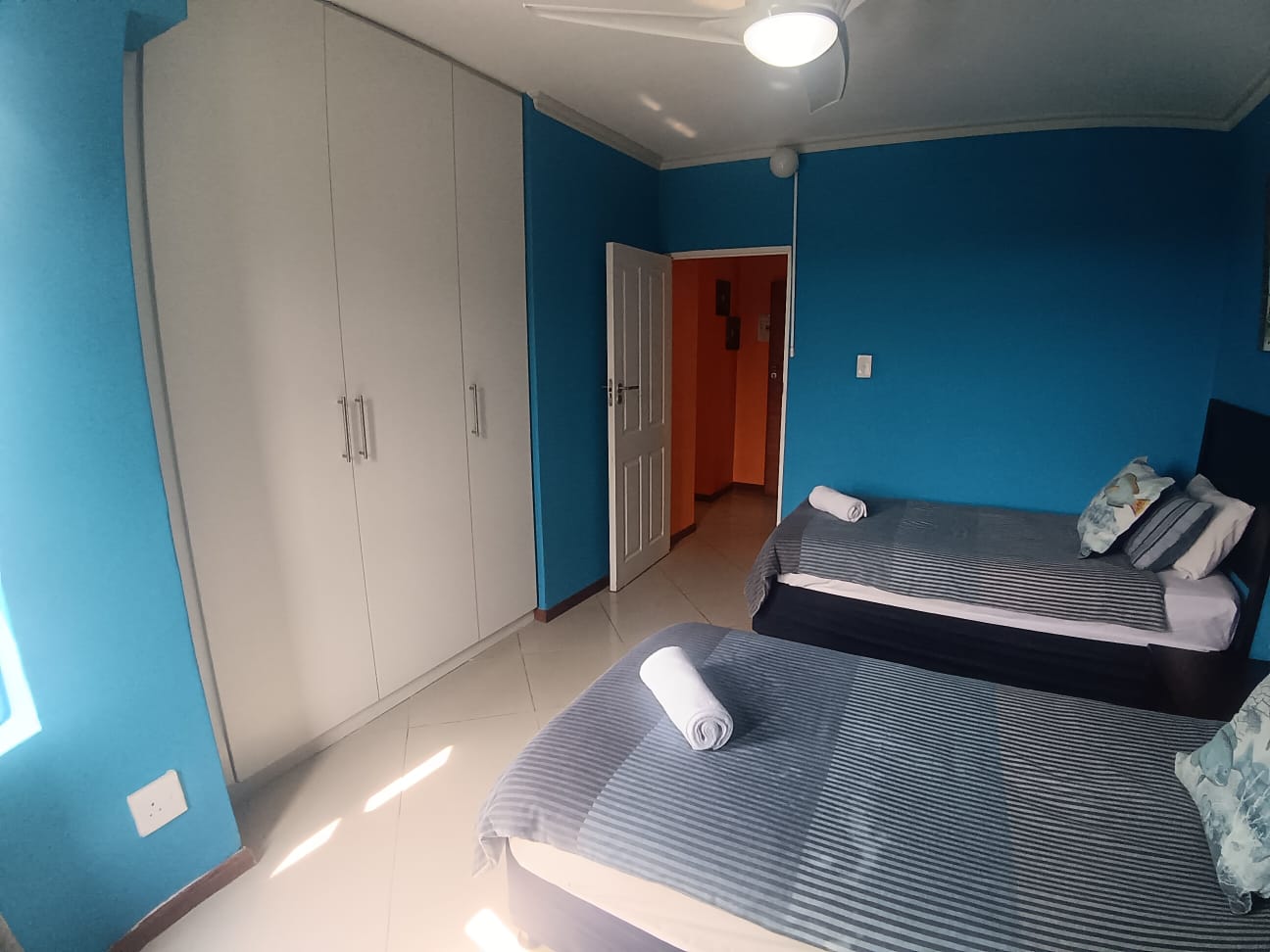 3 Bedroom, 2 Bathroom, Open Plan, Margate Sea view for Sale