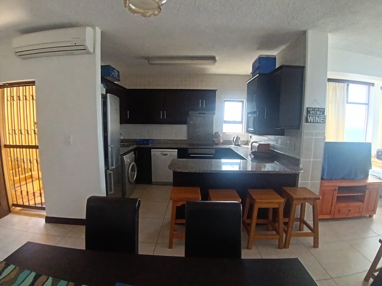 96cd1843-0c2d-4ce2-9a7c-f2ef315388df 3 Bedroom, 2 Bathroom, open plan, Margate sea view for Sale