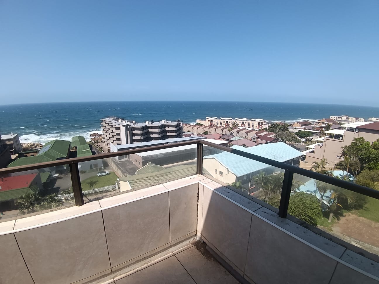 9b965958-bae6-4d78-b6aa-8bd20bcbf667 3 Bedroom, 2 Bathroom, open plan, Margate sea view for Sale