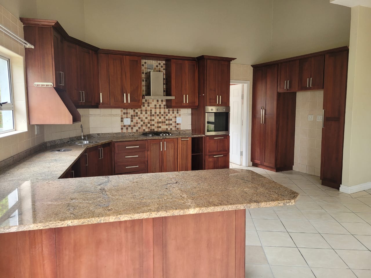 IMG-20241015-WA0063 Beautiful Double-Story Family Home with Separate Flat in Shelly Beach