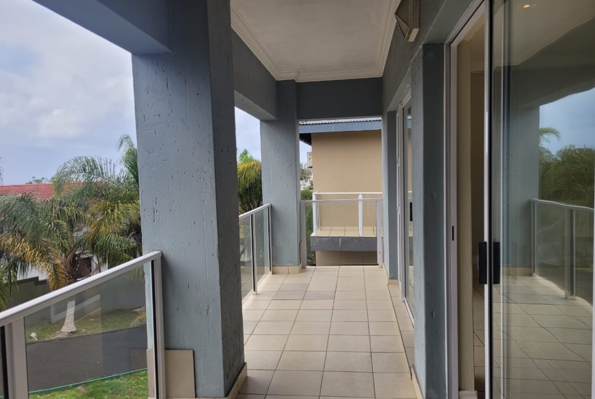 Beautiful Double-Story Family Home with Separate Flat in Shelly Beach
