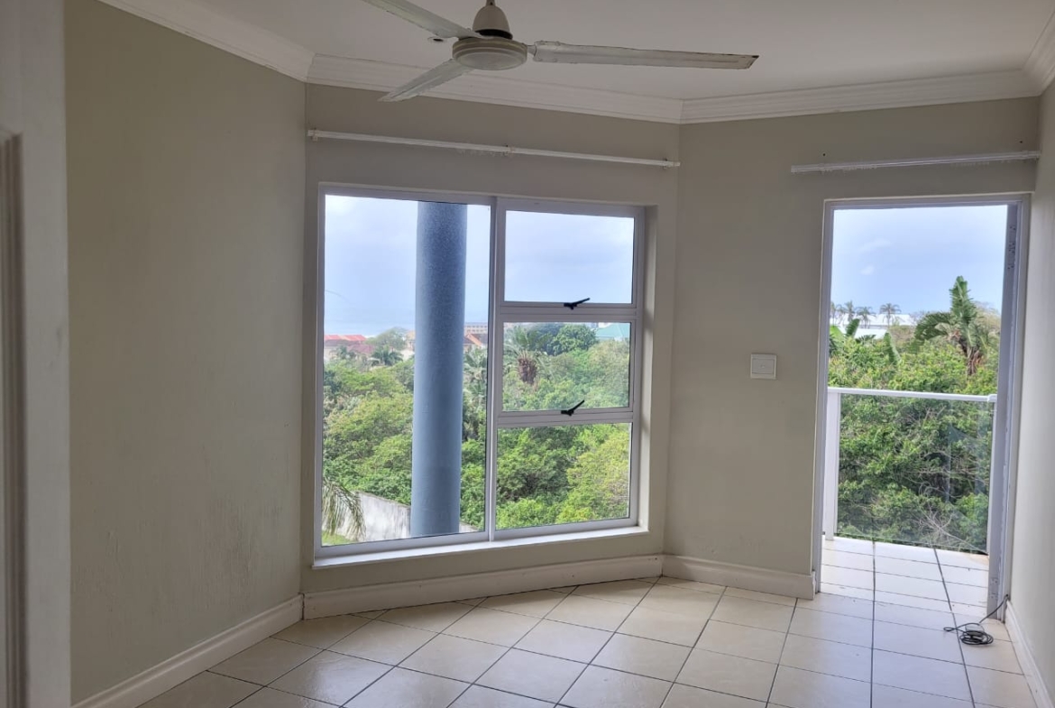 Beautiful Double-Story Family Home with Separate Flat in Shelly Beach
