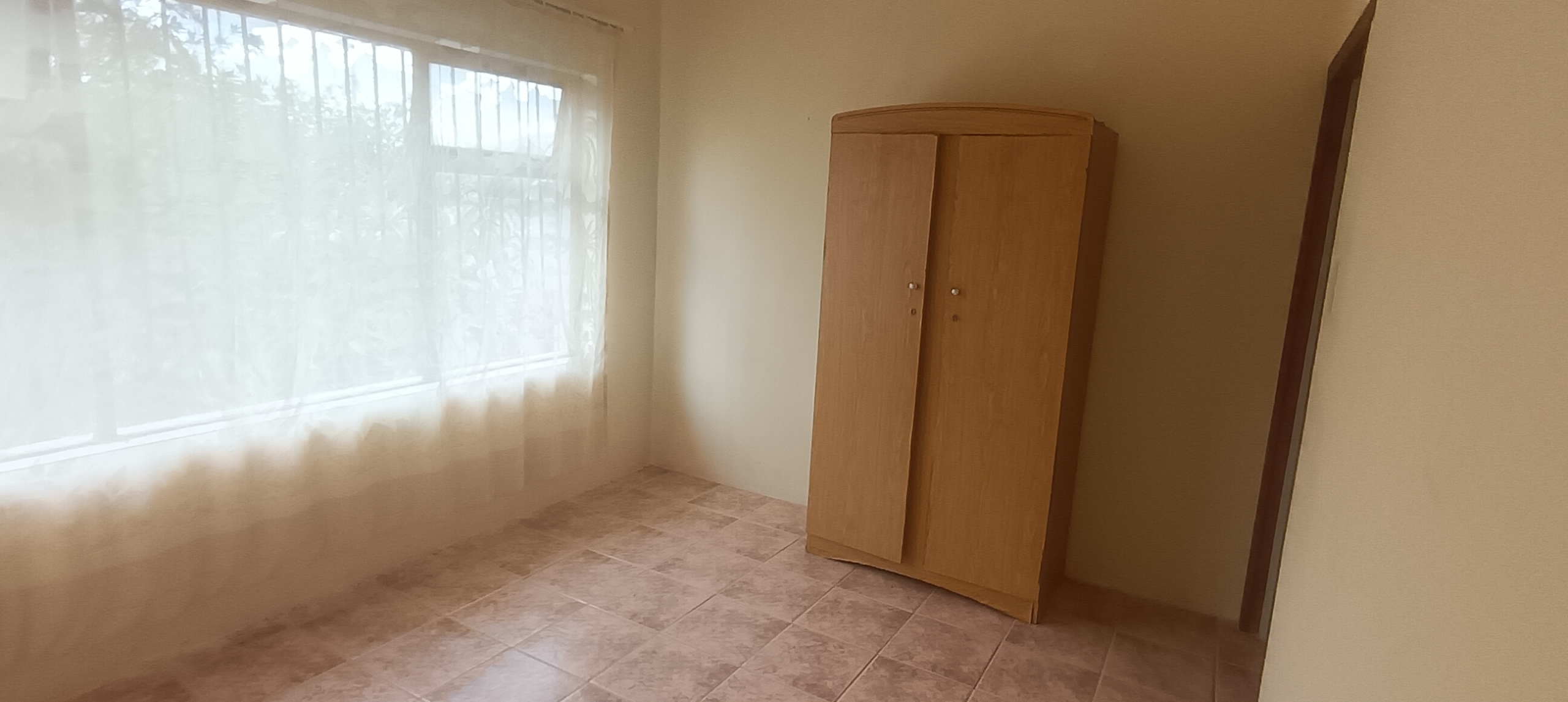 IMG_20260221_110556 6-Bedroom Coastal Sanctuary with Expansive Sea Views – Margate,