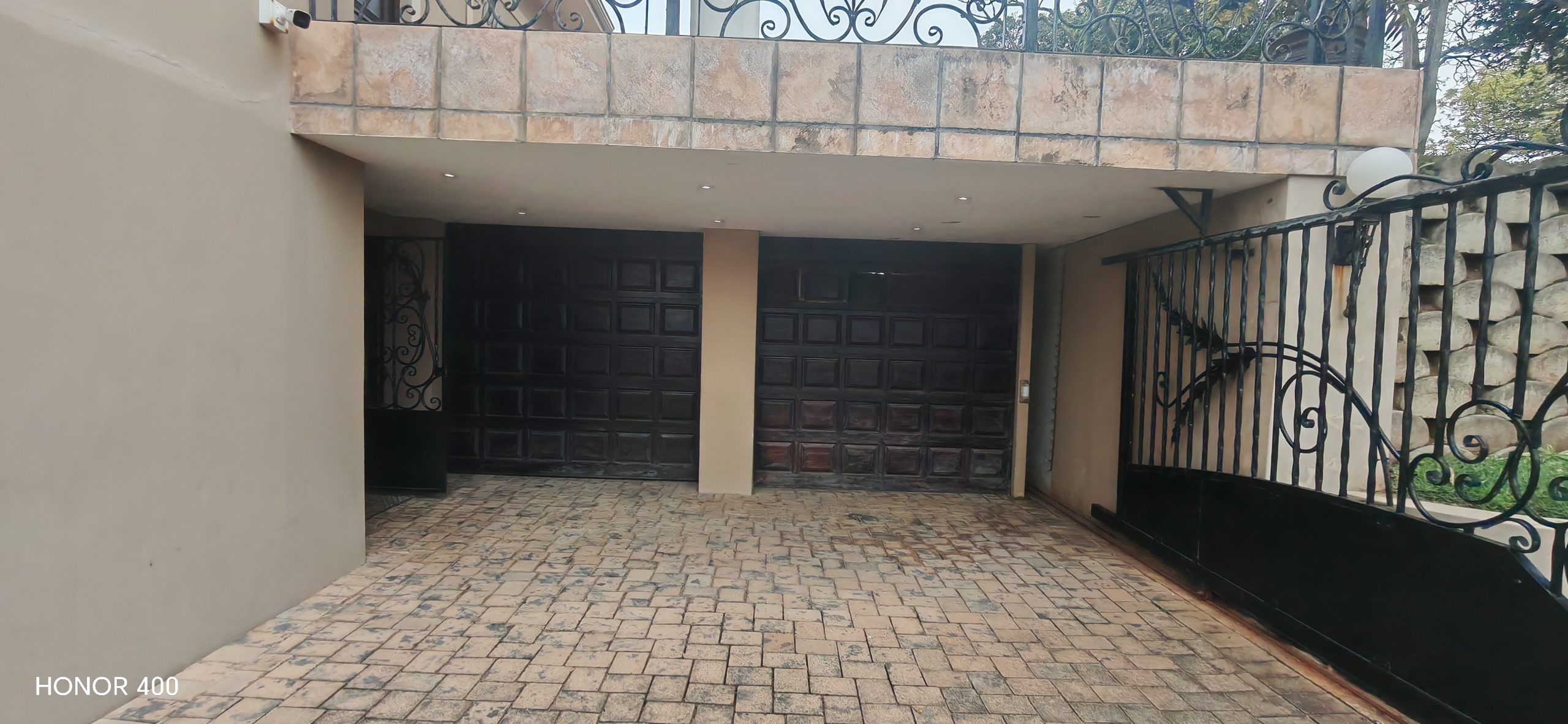 IMG_20260922_095432 Sophisticated 5-Bedroom Residence with Ocean Views, Uvongo