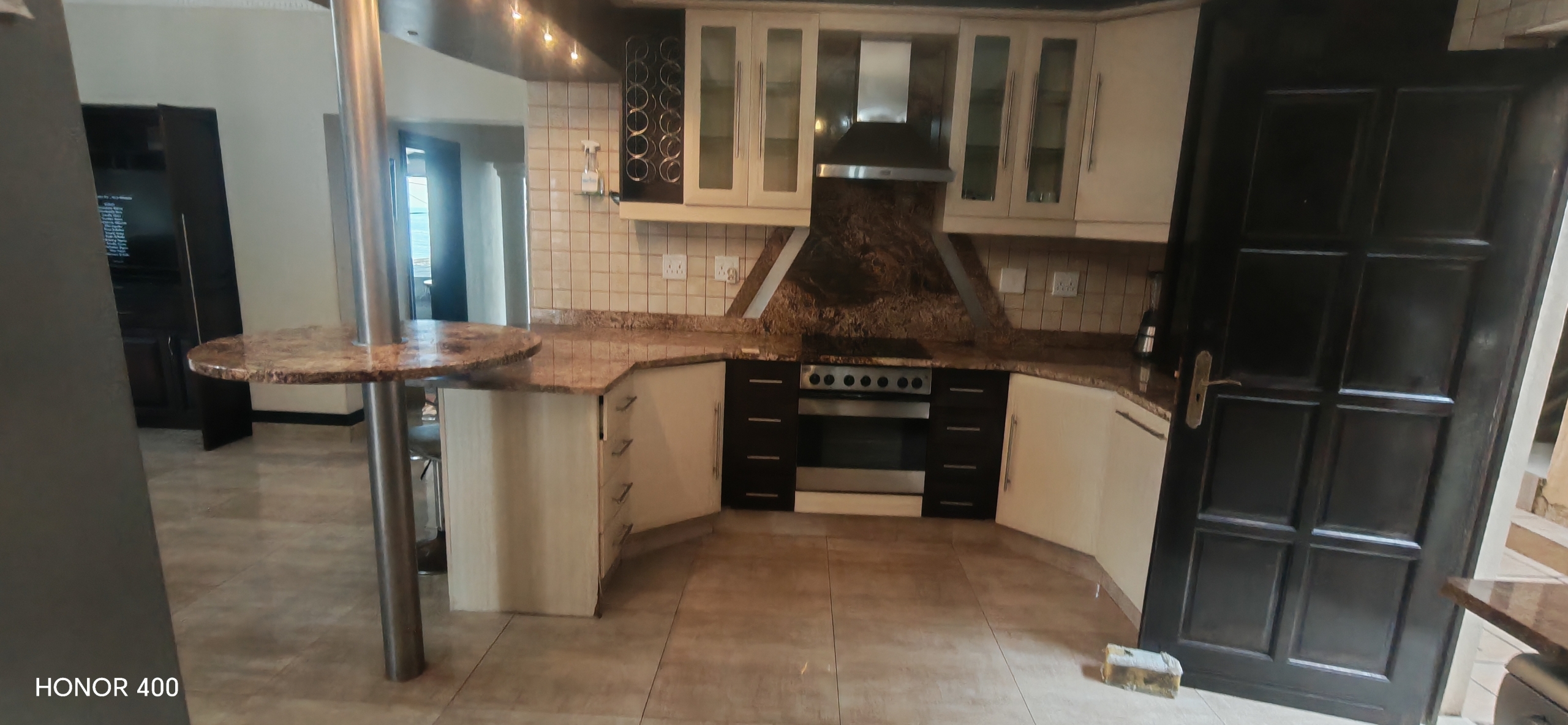 IMG_20260922_095505 Sophisticated 5-Bedroom Residence with Ocean Views, Uvongo