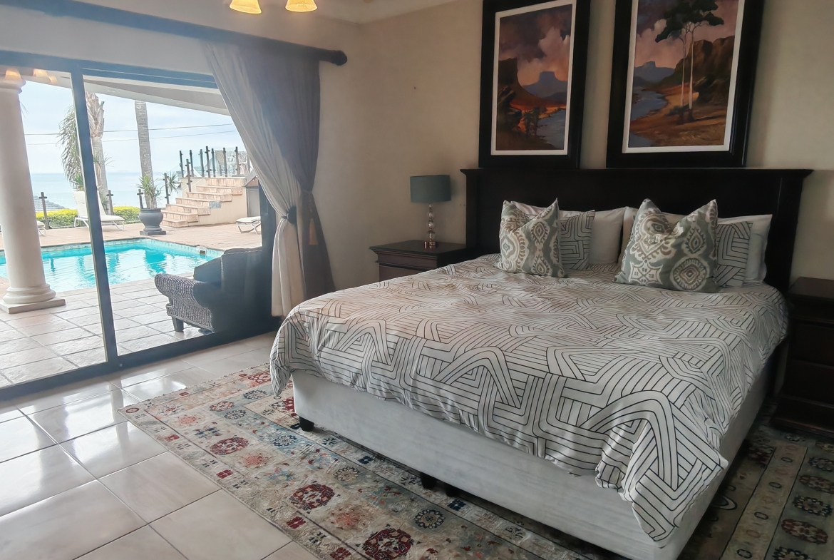 Sophisticated 5-Bedroom Residence with Ocean Views, Uvongo