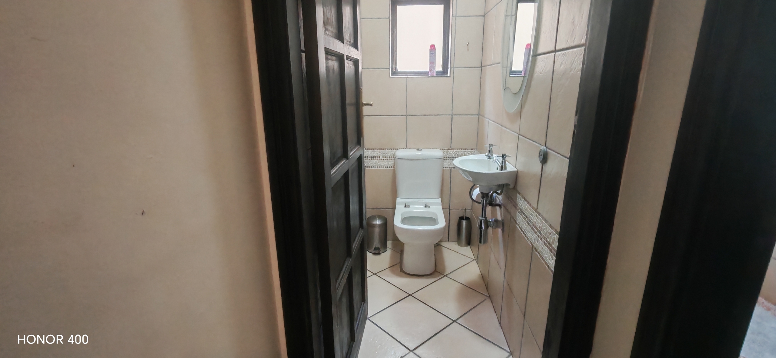IMG_20260922_095911 Sophisticated 5-Bedroom Residence with Ocean Views, Uvongo