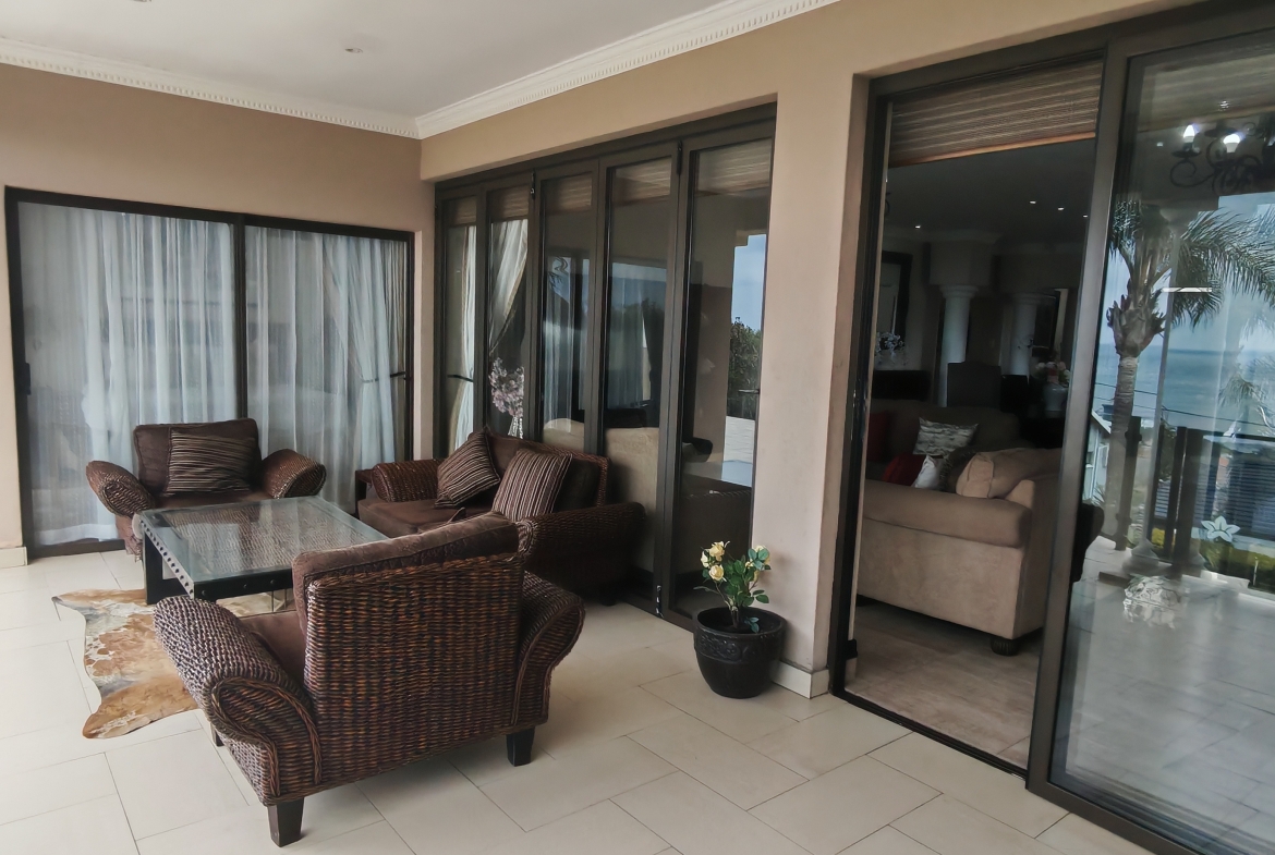 Sophisticated 5-Bedroom Residence with Ocean Views, Uvongo