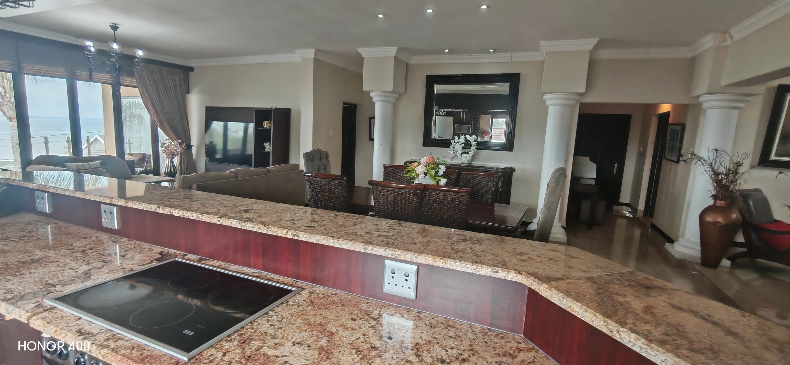 IMG_20260922_100206 Sophisticated 5-Bedroom Residence with Ocean Views, Uvongo