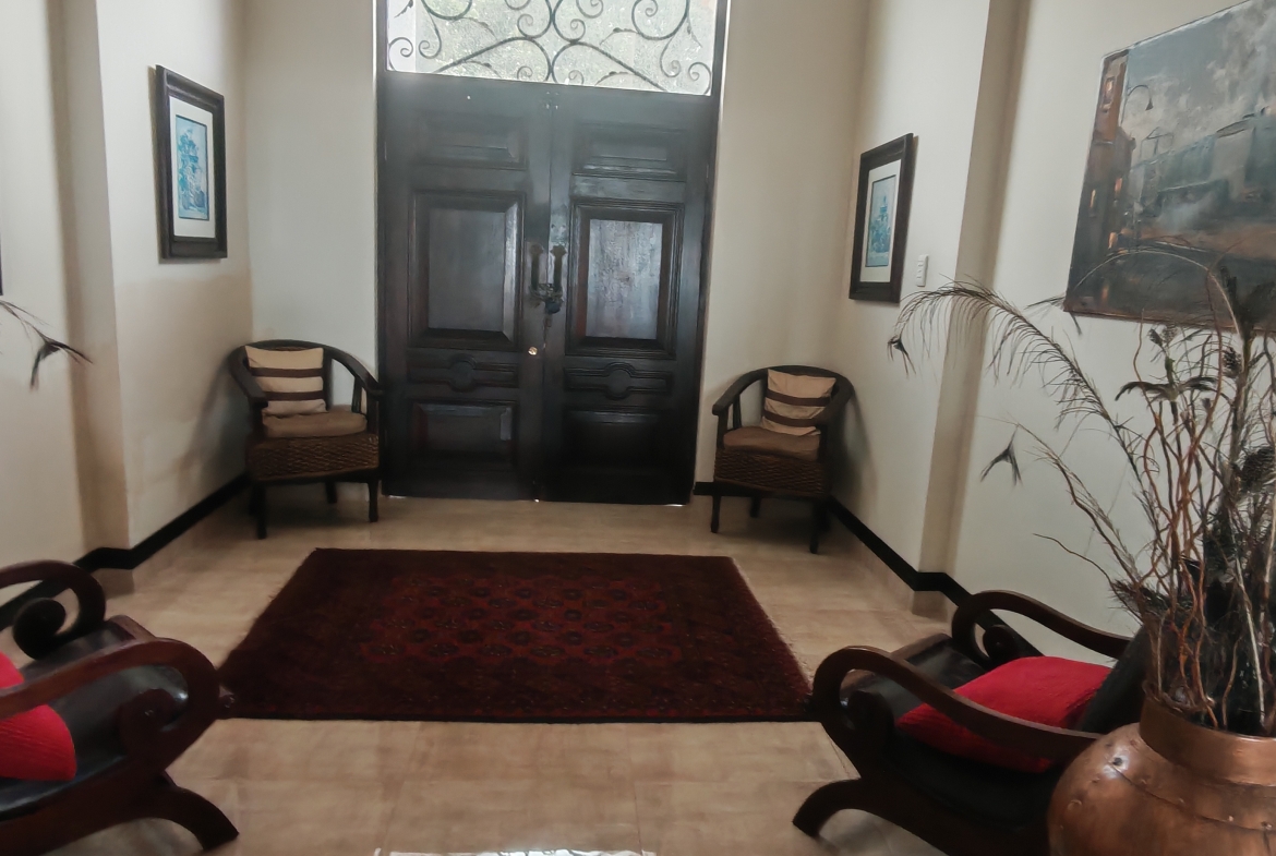 Sophisticated 5-Bedroom Residence with Ocean Views, Uvongo