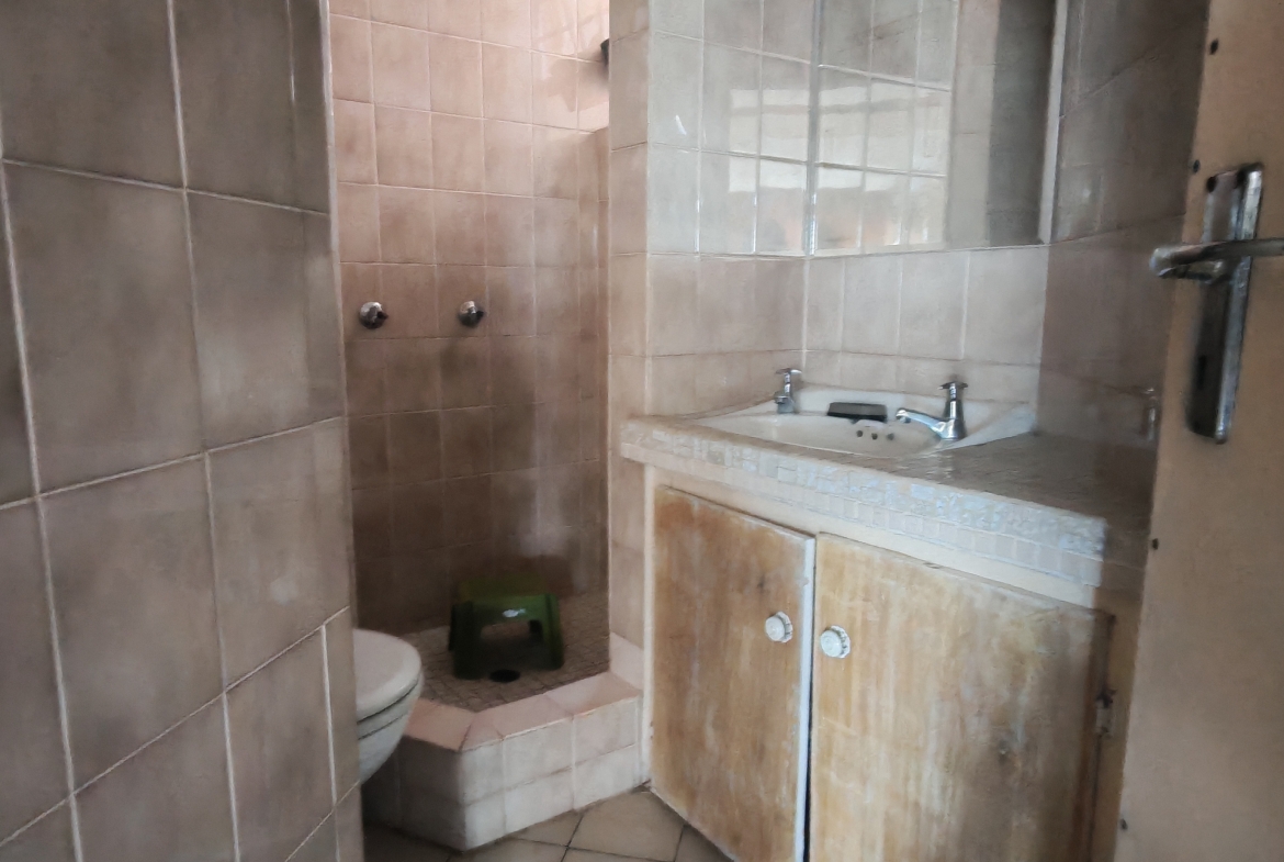 Modern 7-Bedroom Beachfront Residence with Uninterrupted Sea Views – Spiros Beach, Port Edward