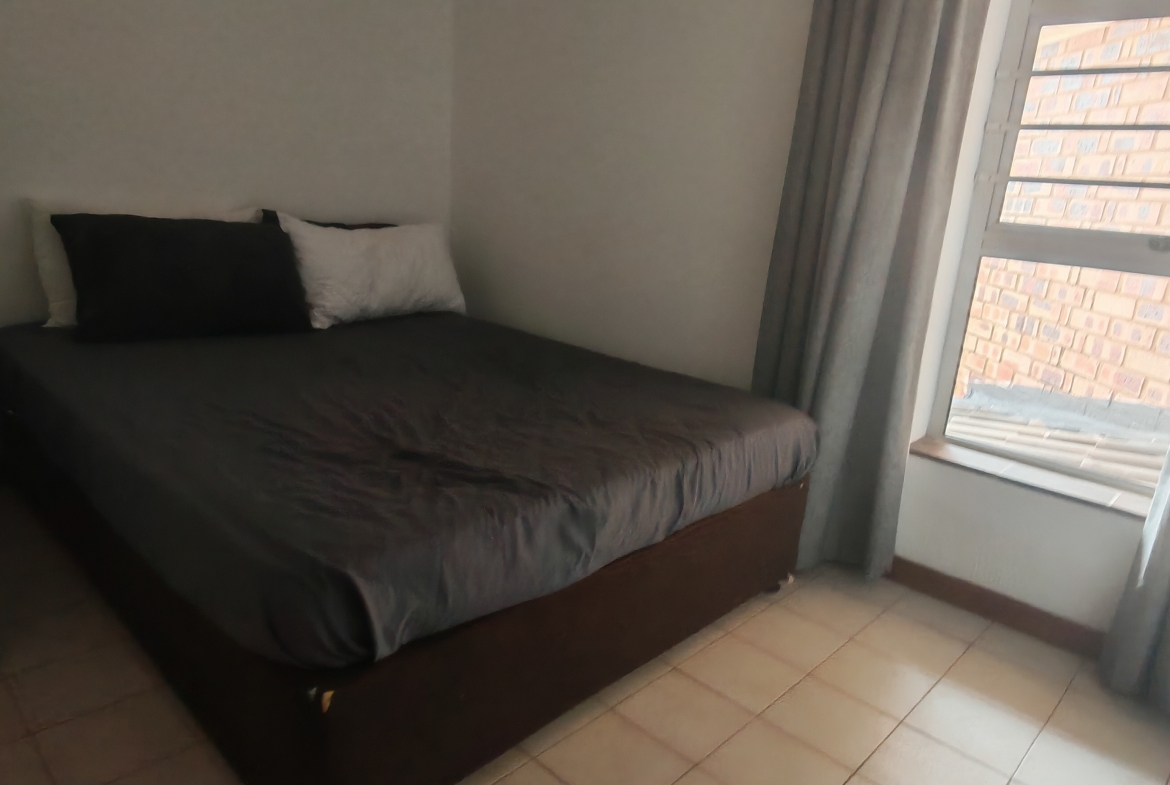 Modern 7-Bedroom Beachfront Residence with Uninterrupted Sea Views – Spiros Beach, Port Edward