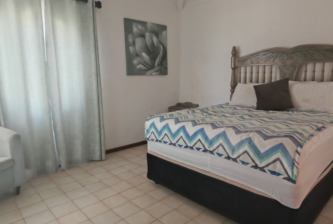 Modern 7-Bedroom Beachfront Residence with Uninterrupted Sea Views – Spiros Beach, Port Edward