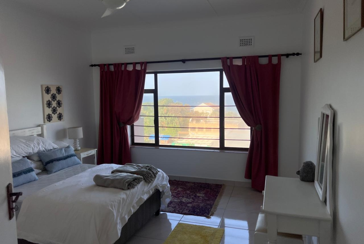 Spacious 2-Bedroom Apartment with Beautiful Sea Views to Rent