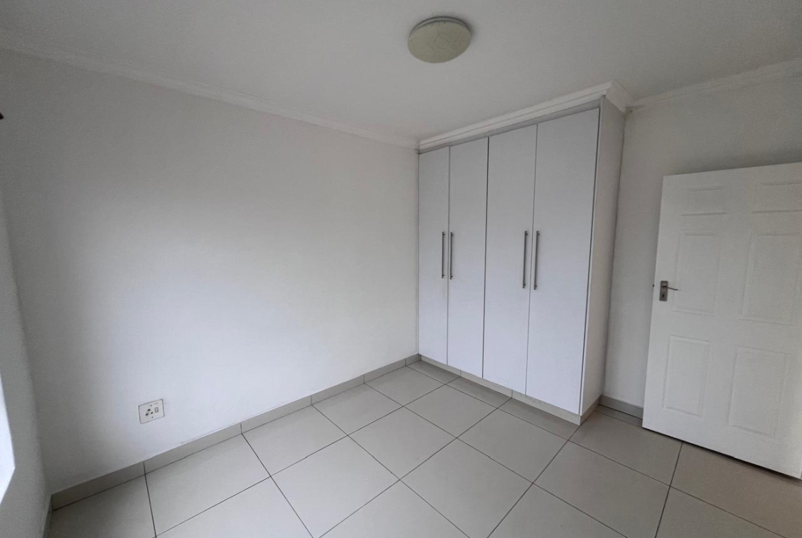 Modern 2 Bedroom Apartment To Rent in Uvongo