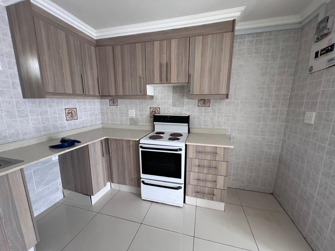 IMG_4256 Modern 2 Bedroom Apartment To Rent in Uvongo