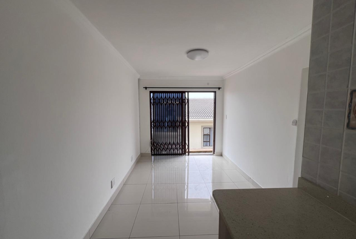 Modern 2 Bedroom Apartment To Rent in Uvongo