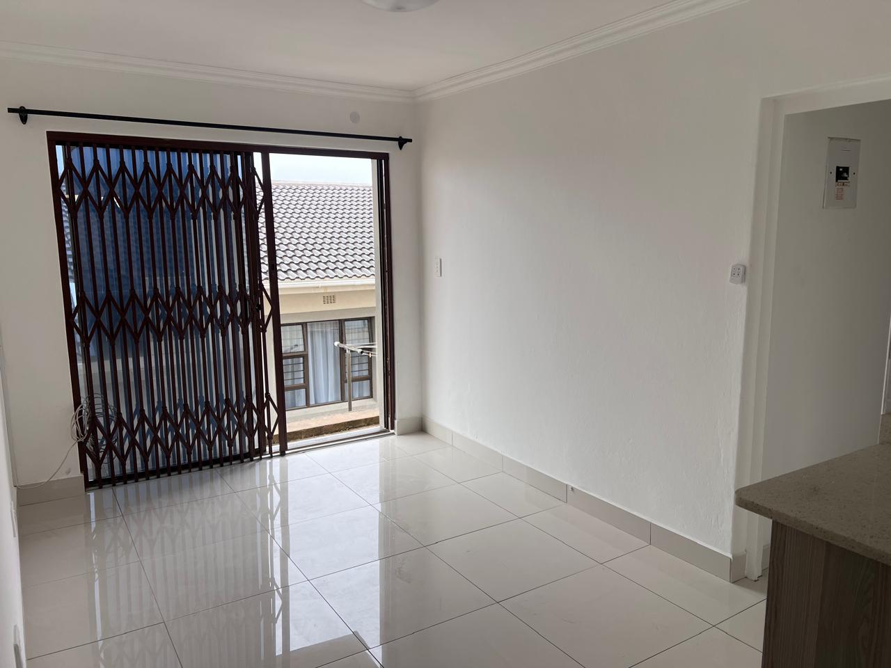 IMG_4259 Modern 2 Bedroom Apartment To Rent in Uvongo