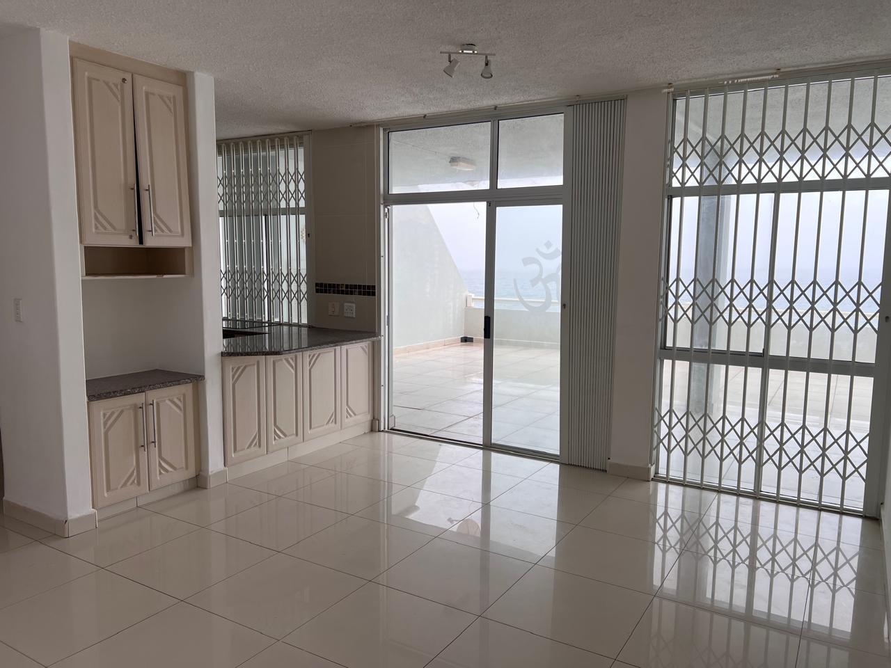 IMG_4269 Spacious 3-Bedroom Apartment with Beautiful Sea Views