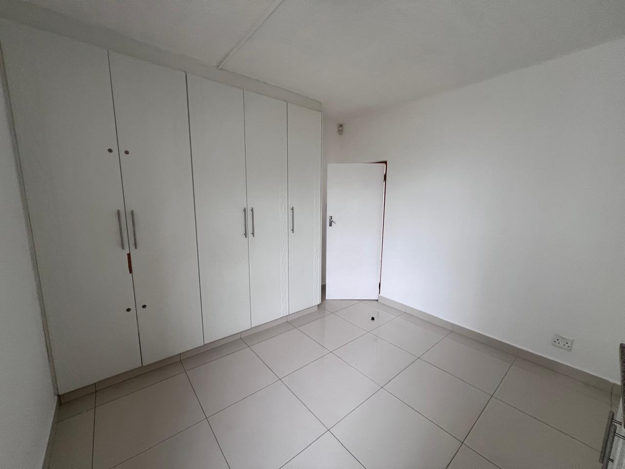 IMG_4271 Spacious 3-Bedroom Apartment with Beautiful Sea Views