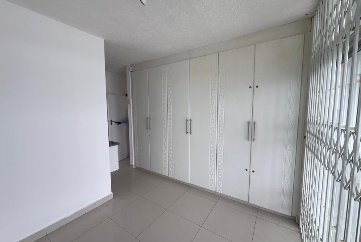 Spacious 3-Bedroom Apartment with Beautiful Sea Views