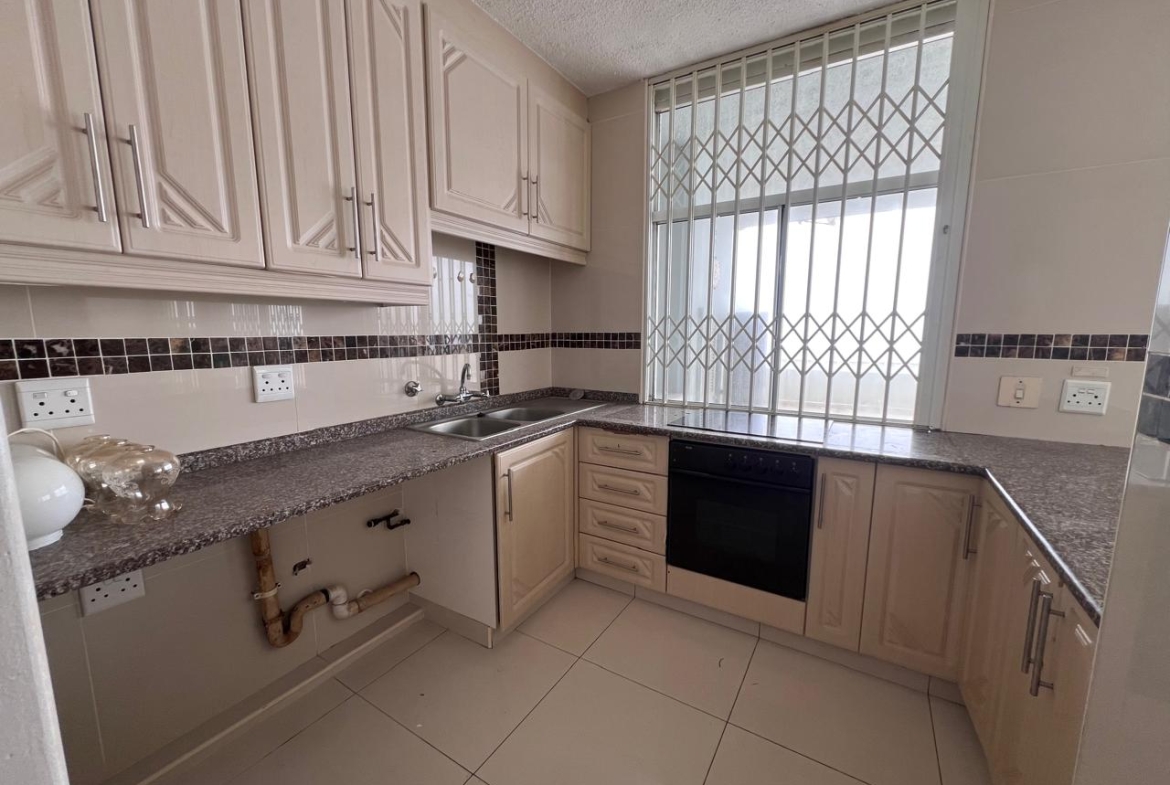 Spacious 3-Bedroom Apartment with Beautiful Sea Views