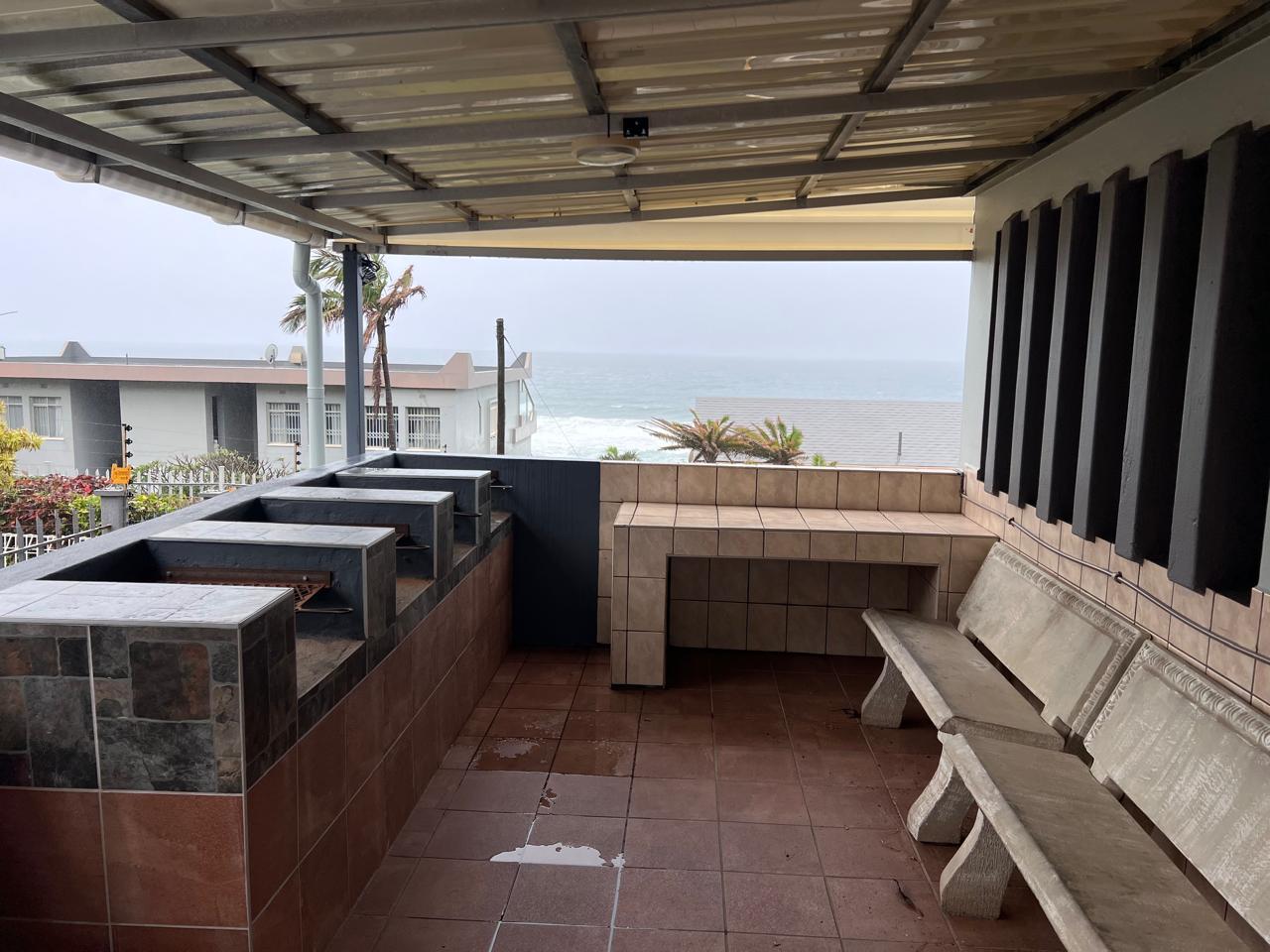 IMG_4294 Spacious 3-Bedroom Apartment with Beautiful Sea Views