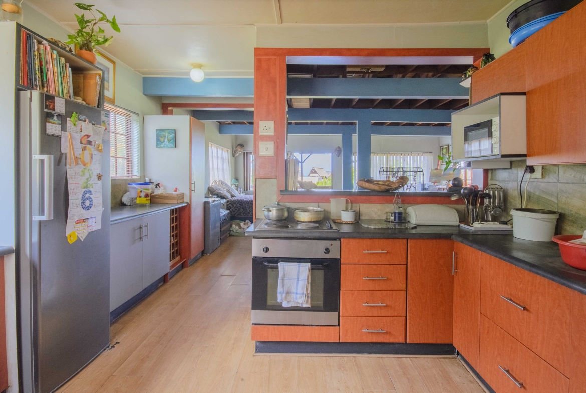 The Former Galleon – Unique Renovation Opportunity with Incredible Views