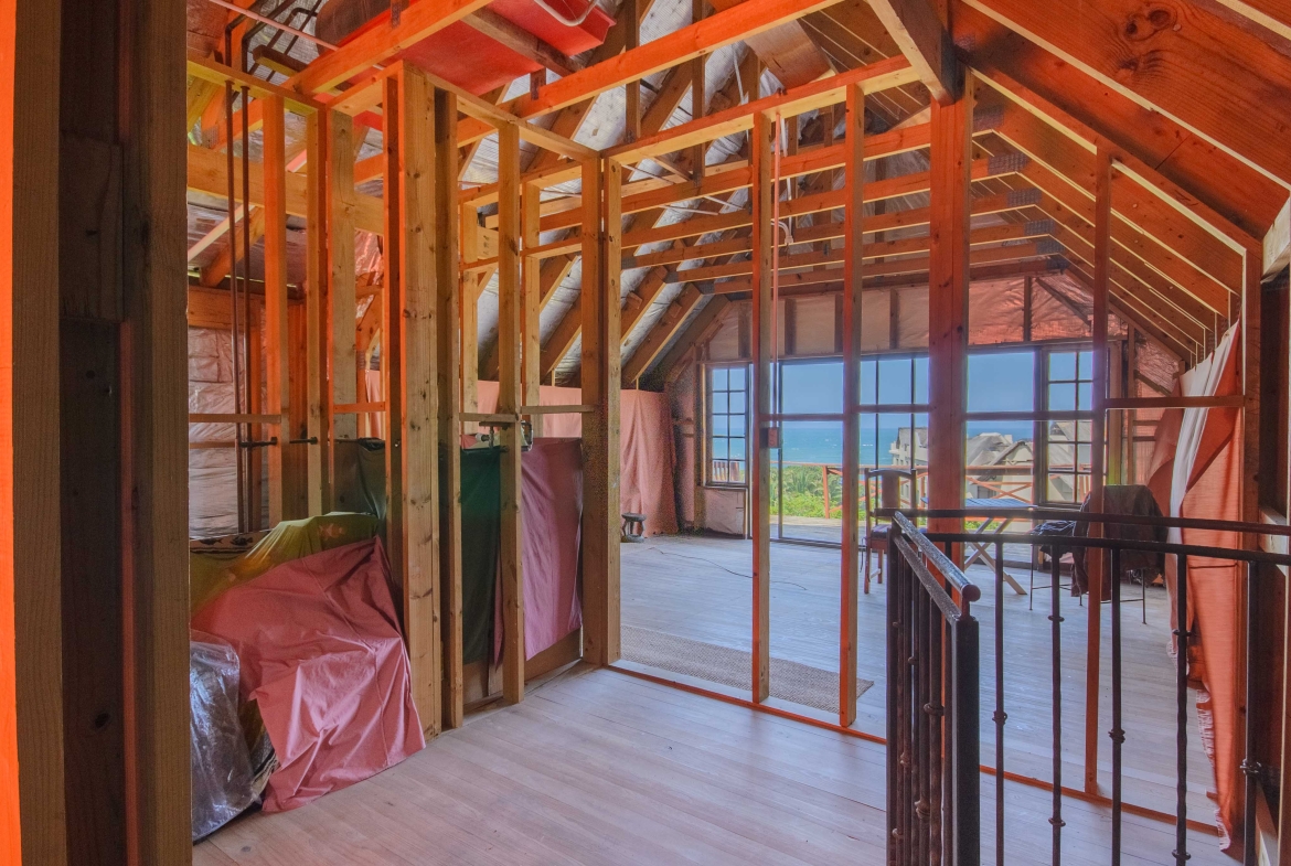 The Former Galleon – Unique Renovation Opportunity with Incredible Views