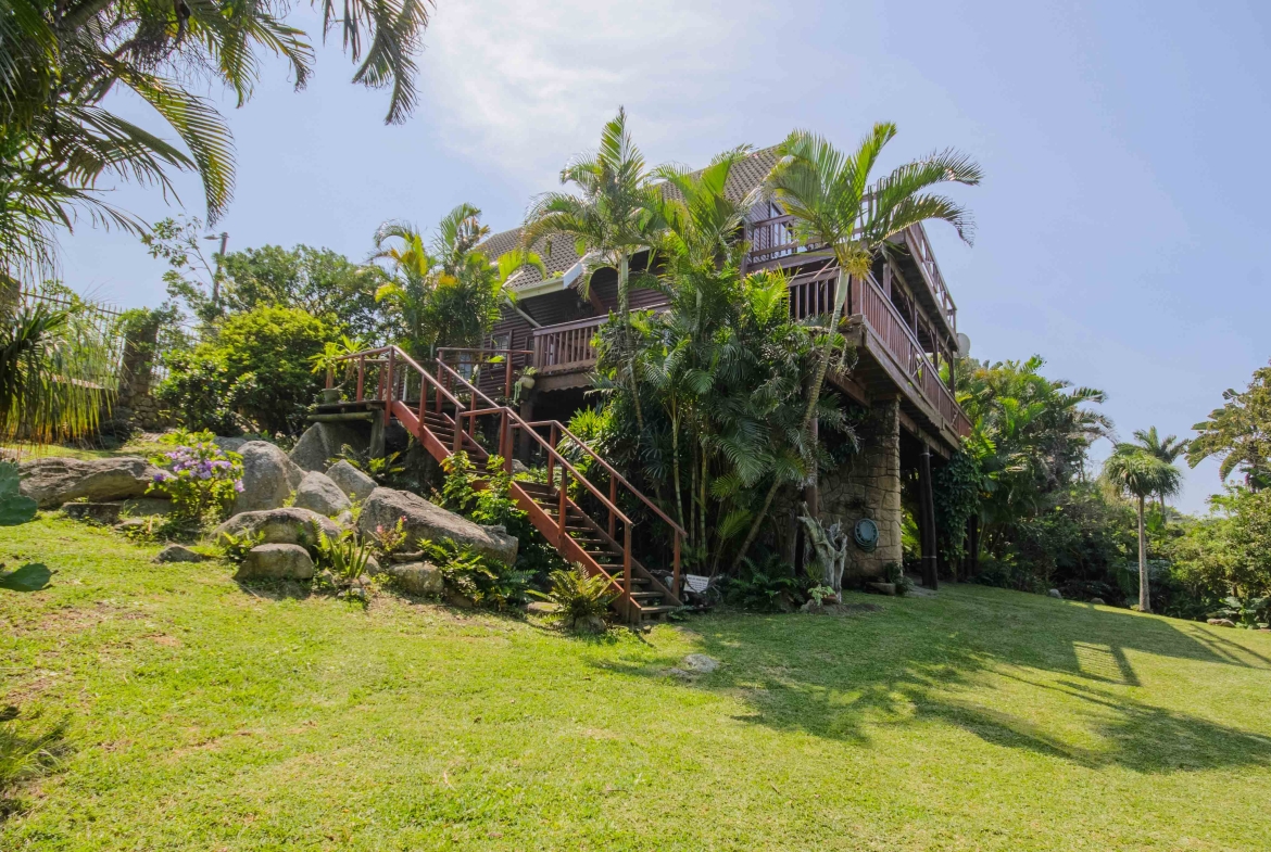 The Former Galleon – Unique Renovation Opportunity with Incredible Views
