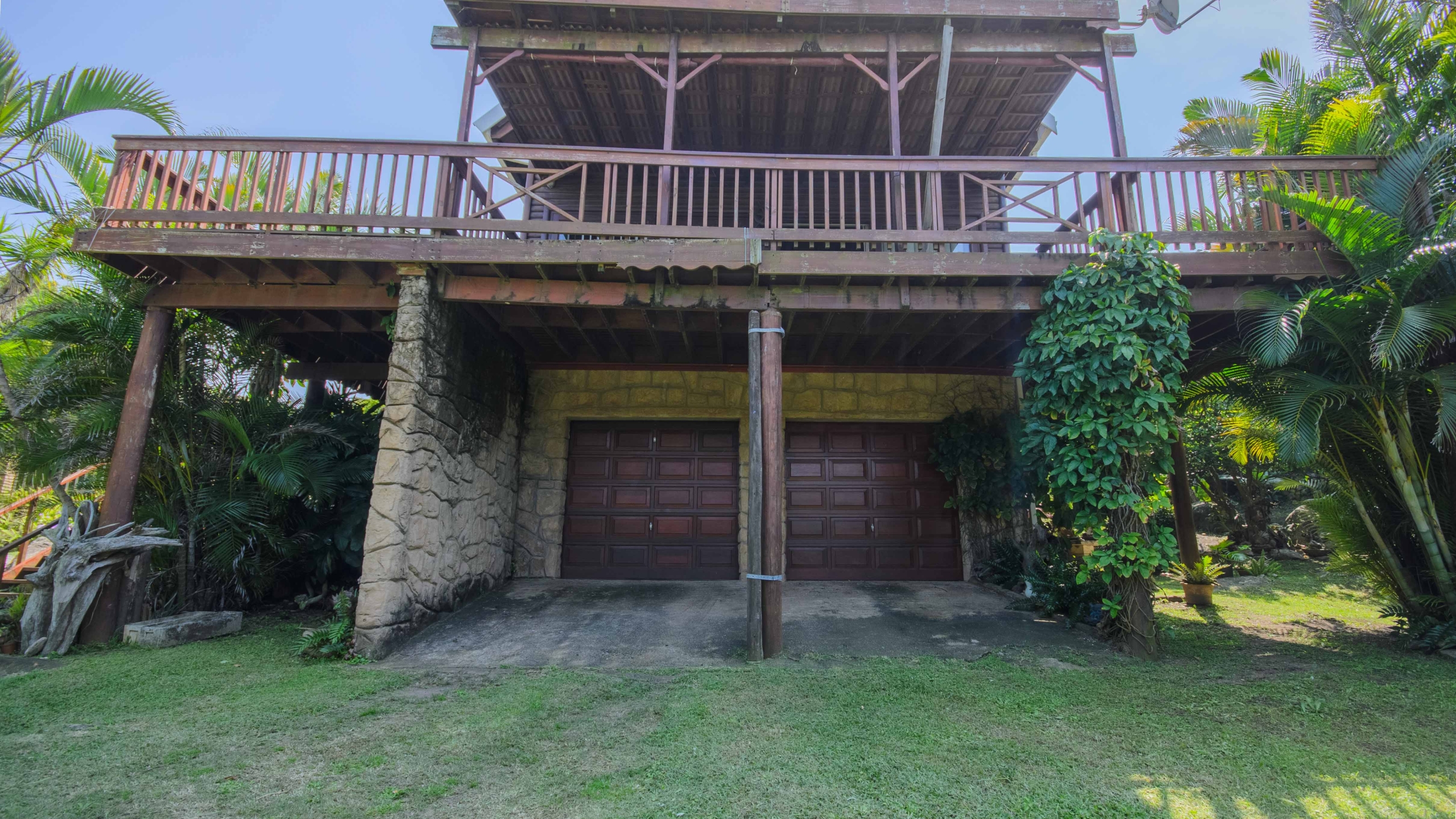 The Former Galleon – Unique Renovation Opportunity with Incredible Views