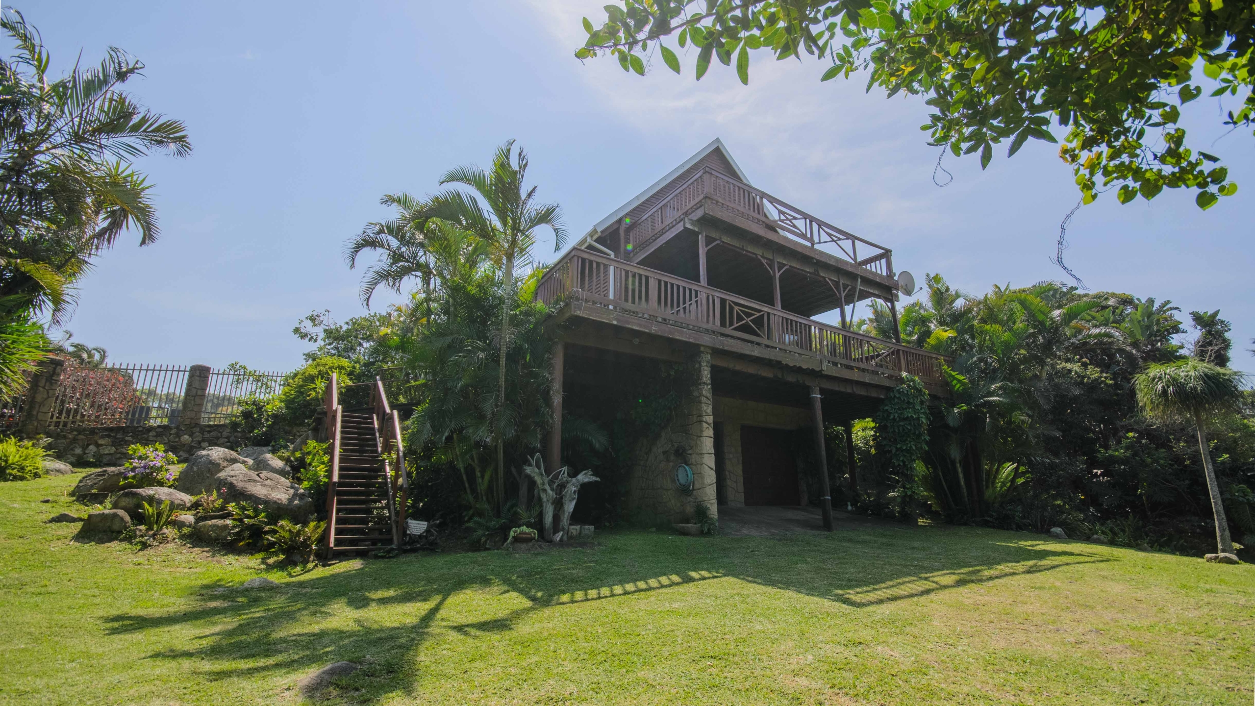 The Former Galleon – Unique Renovation Opportunity with Incredible Views