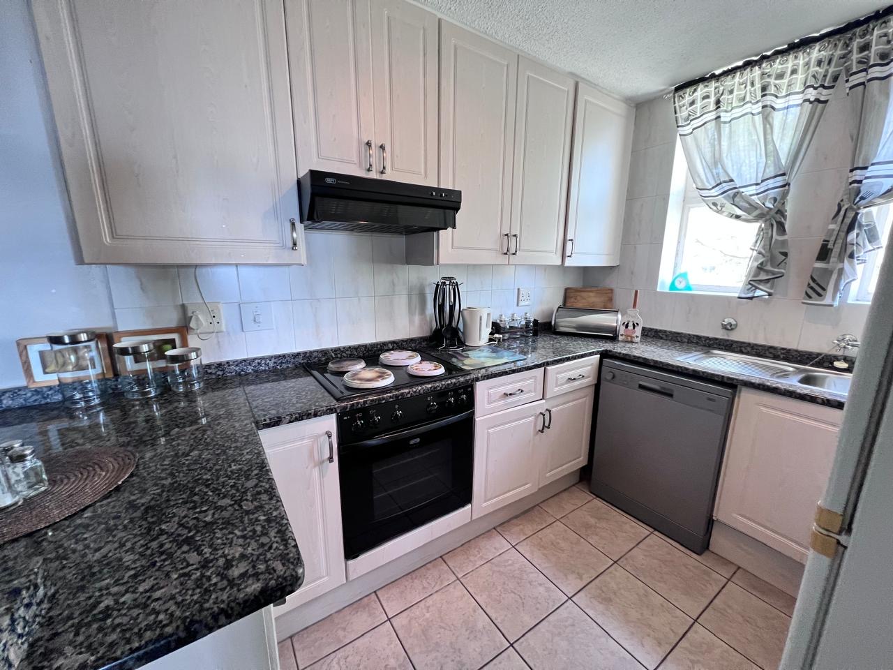 a23db042-33e8-48a2-bde4-fc349a72e212 Fully Furnished Pet Friendly 3 Bedroom Apartment with Spectacular Sea Views