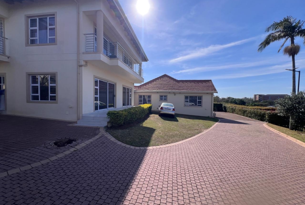 Modern 2 Bedroom Apartment For Rent